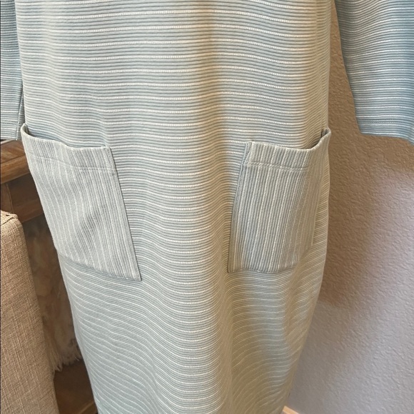 J.Jill Blue Striped Knit Oversized Tunic Dress w/ Pockets Size Small - Picture 3 of 8